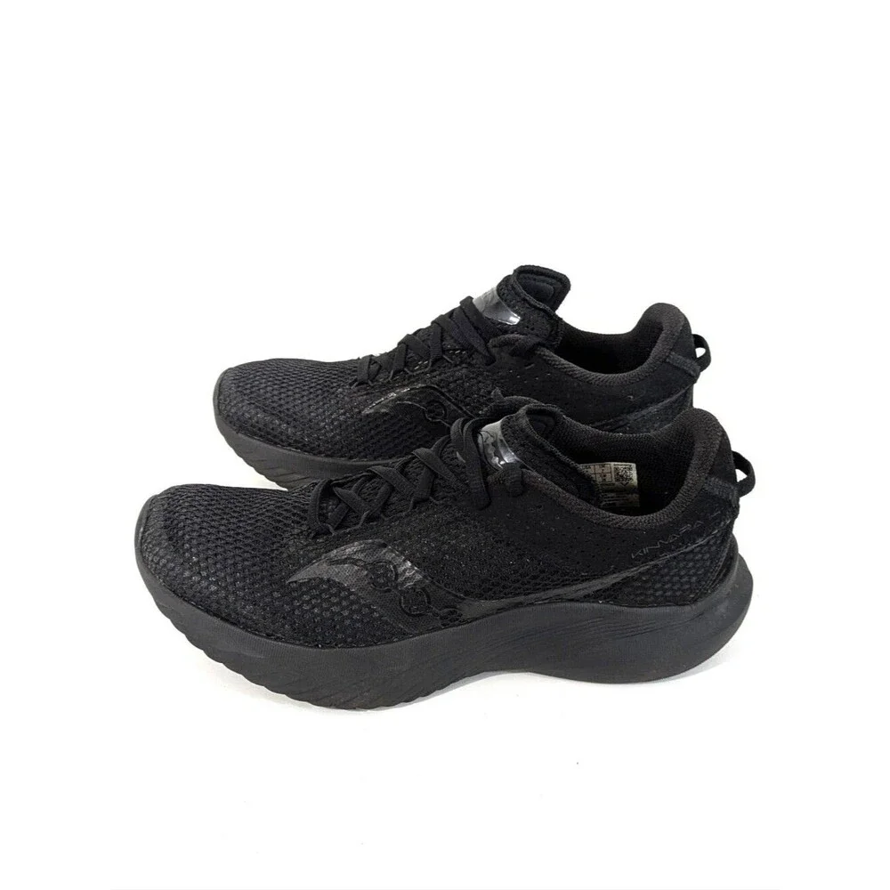 Saucony Triple Black Kinvara 14 Sneakers - Size 8 Mens